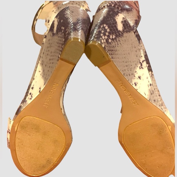 Nine West snake animal print cream gray sandal wedge heel sz 7.5 - Picture 11 of 11